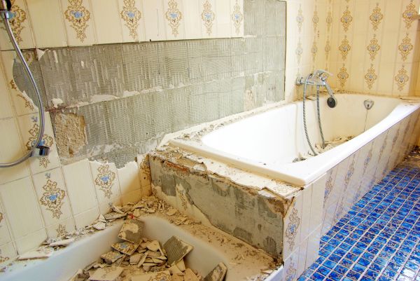 Bathtub Demolition in Blairsville