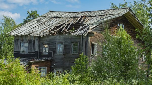 Cottage Demolition in Blairsville